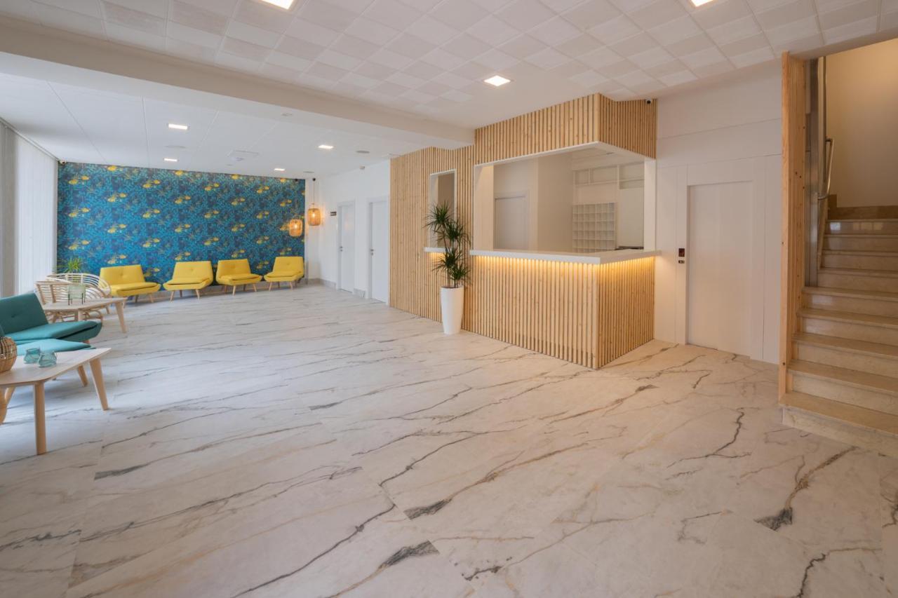 Hotel Vida Finisterre Centro エクステリア 写真